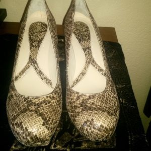 Naturalizer Snakeskin Shoes